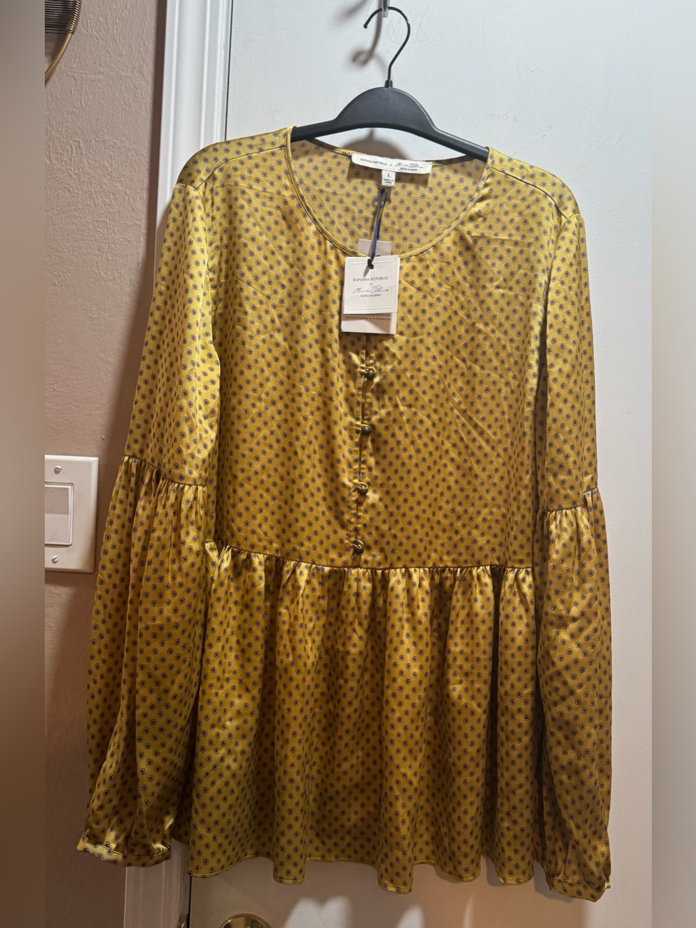NWT Banana Republic x Olivia Palermo Peplum Top In Size L